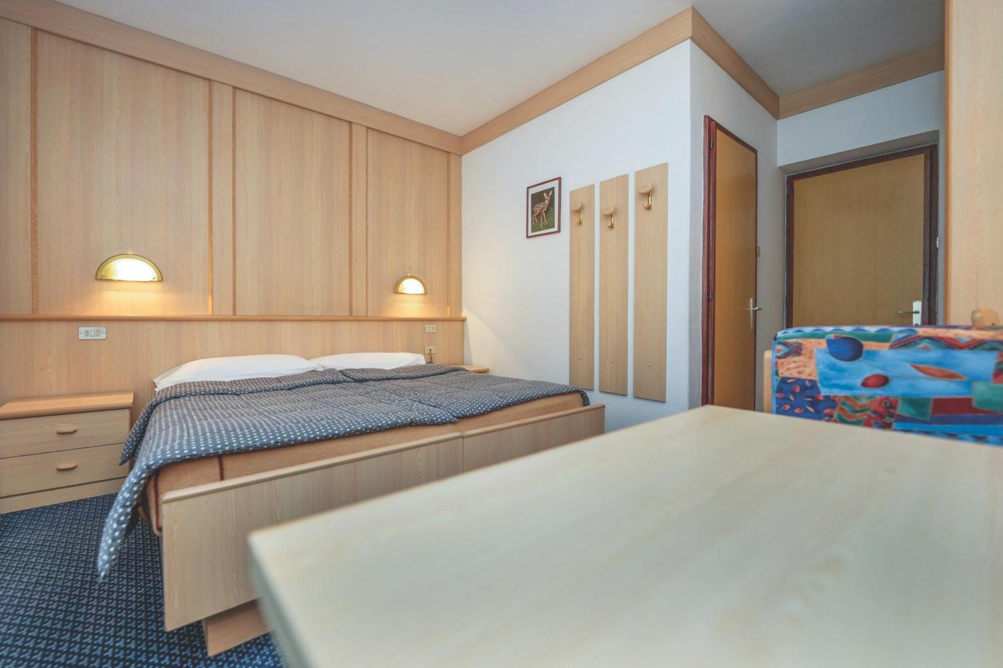 Hotel Mary Поца ди Фаса Екстериор снимка